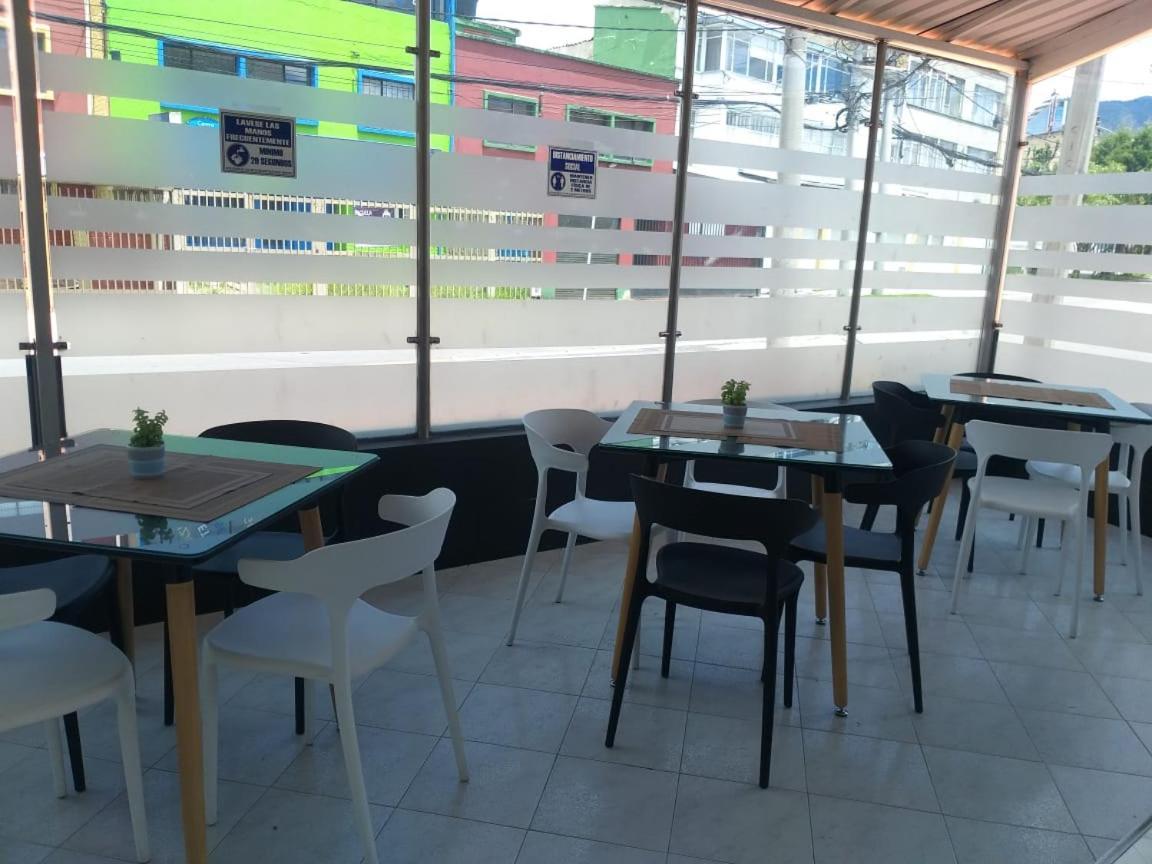 Hotel San Nicolas โบโกตา ภายนอก รูปภาพ