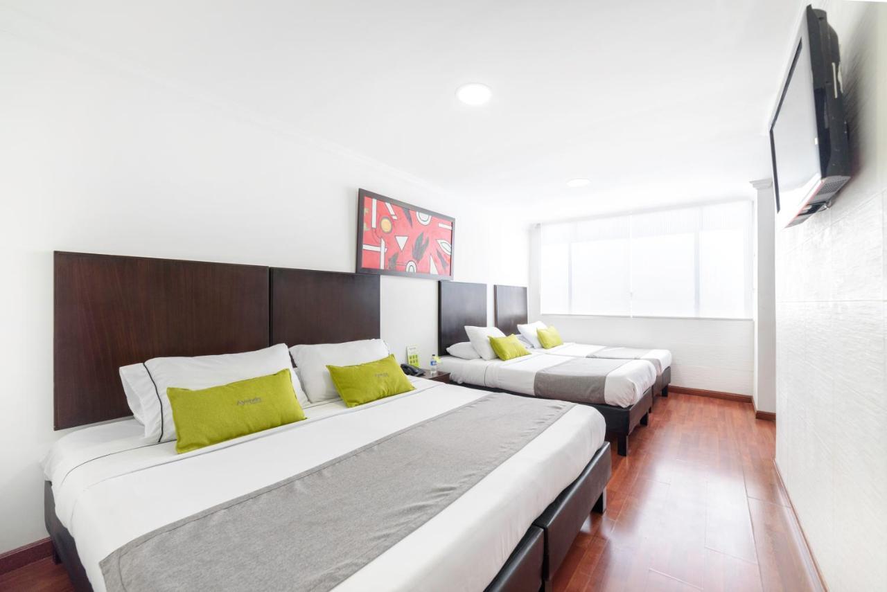 Hotel San Nicolas โบโกตา ภายนอก รูปภาพ