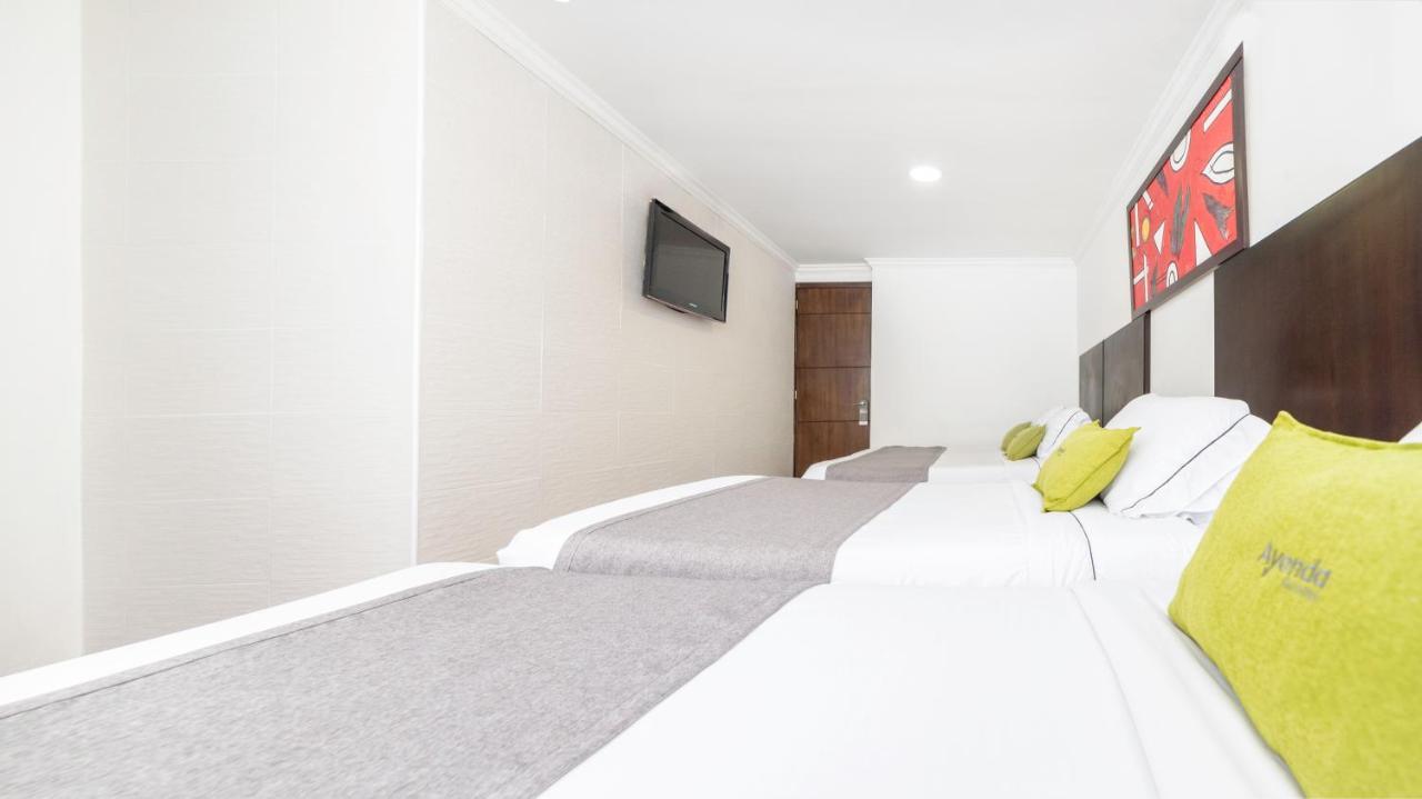 Hotel San Nicolas โบโกตา ภายนอก รูปภาพ