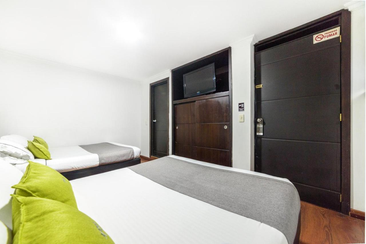 Hotel San Nicolas โบโกตา ภายนอก รูปภาพ