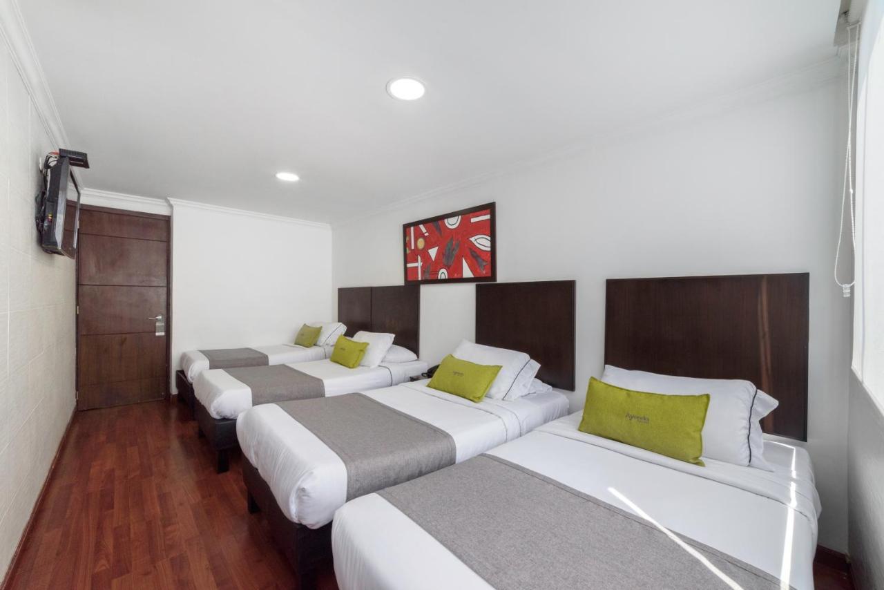 Hotel San Nicolas โบโกตา ภายนอก รูปภาพ